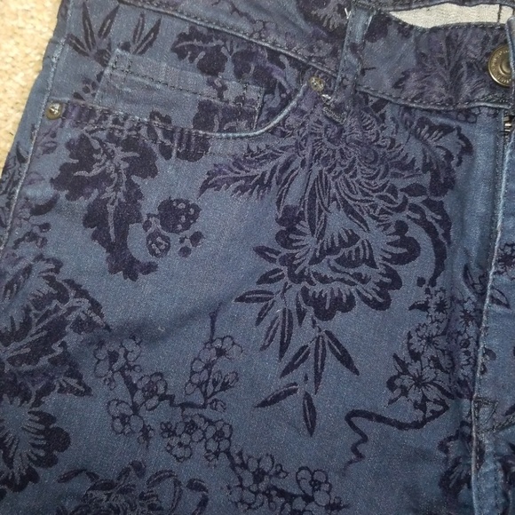 Zara Embellished Jeans - Picture 4 of 5